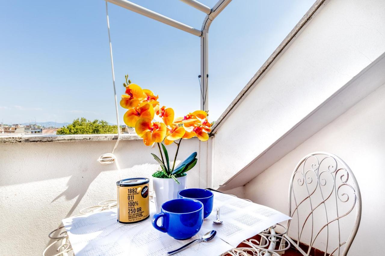 Bbhome Penthouse Bright And Elegant Metro Conca D'Oro روما المظهر الخارجي الصورة