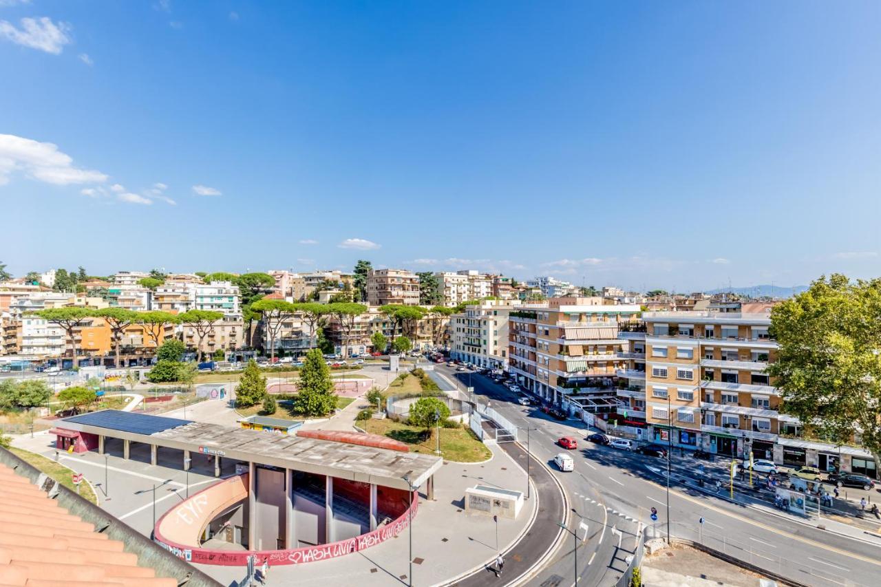 Bbhome Penthouse Bright And Elegant Metro Conca D'Oro روما المظهر الخارجي الصورة